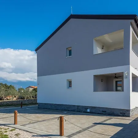 Apartment Pejakovic *
