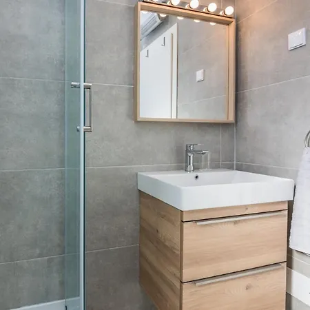 Apartment Pejakovic Vir